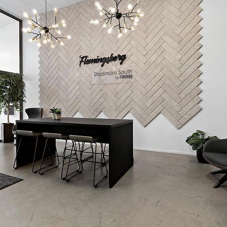 Forenom Hotel Flemingsberg - 10Min From Aelvsjoe Гуддінґе Екстер'єр фото